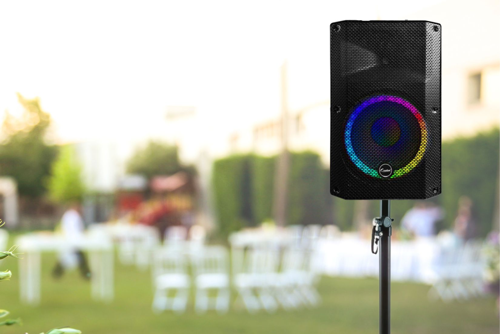 Indoor outdoor party speaker for rent. Wireless, bluetooth, mic and stand